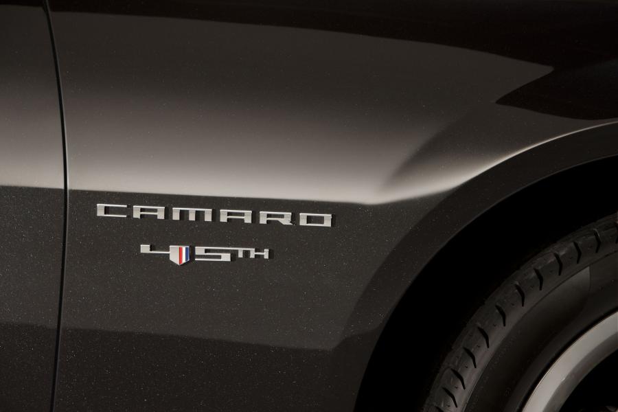  Chevrolet Camaro 45th Anniversary Special Edition 2012 года  (фото 14 из 16)